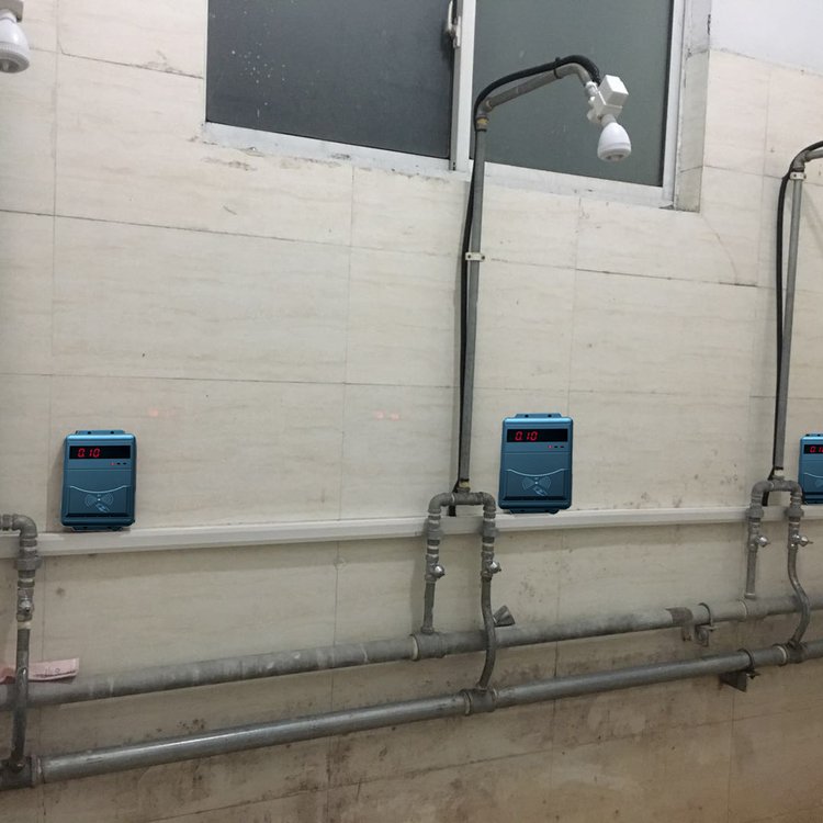 學(xué)校洗澡打卡機IC卡淋浴水控器IC卡淋浴控水器
